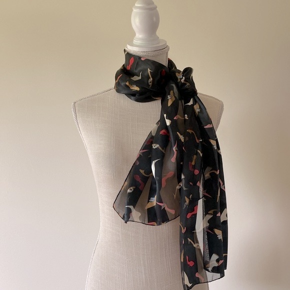 Satin striped lightweight shoe 👠 design fashion scarf, black multi shoe style - Picture 7 of 14